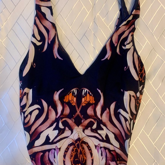 Nicole Miller Dresses & Skirts - ARTELIER Nicole Miller unique print tattoo watercolor floral ruched dress